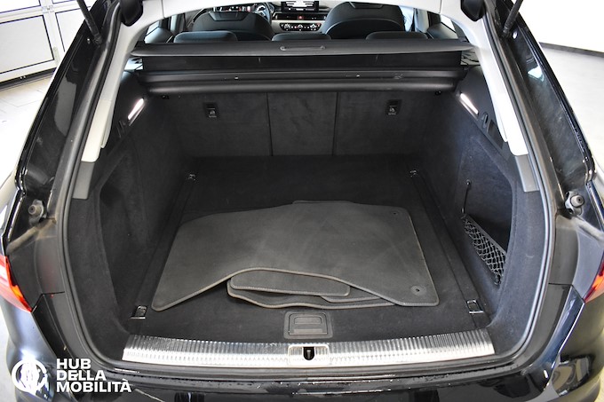 AUDI A4 Avant 40 TDI S tronic Business